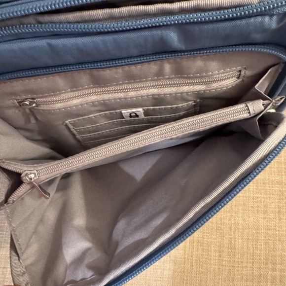 Baggallini Slate Blue Messenger Bag - Picture 14 of 15